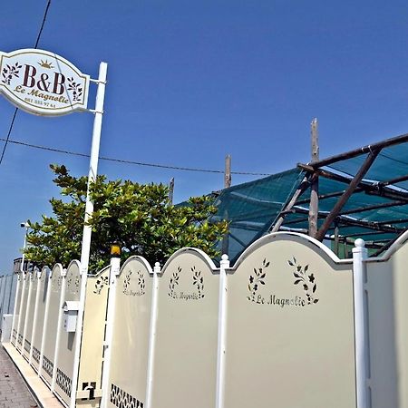 B&B Le Magnolie Помпей Екстериор снимка